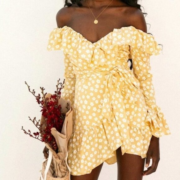 Yellow Floral Off-Shoulder Dress - Picture 4 of 10
